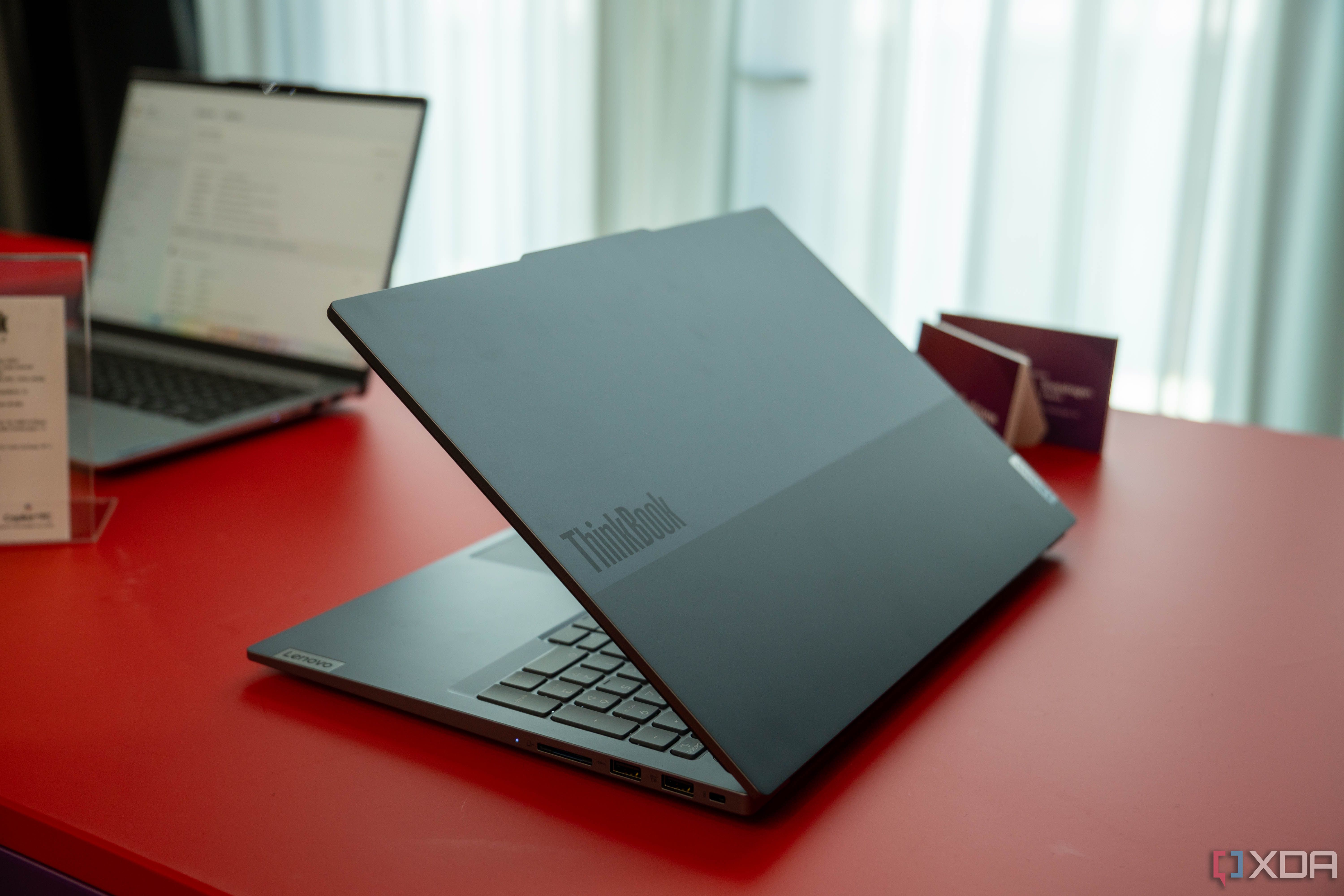 Lenovo ThinkBook 16-2