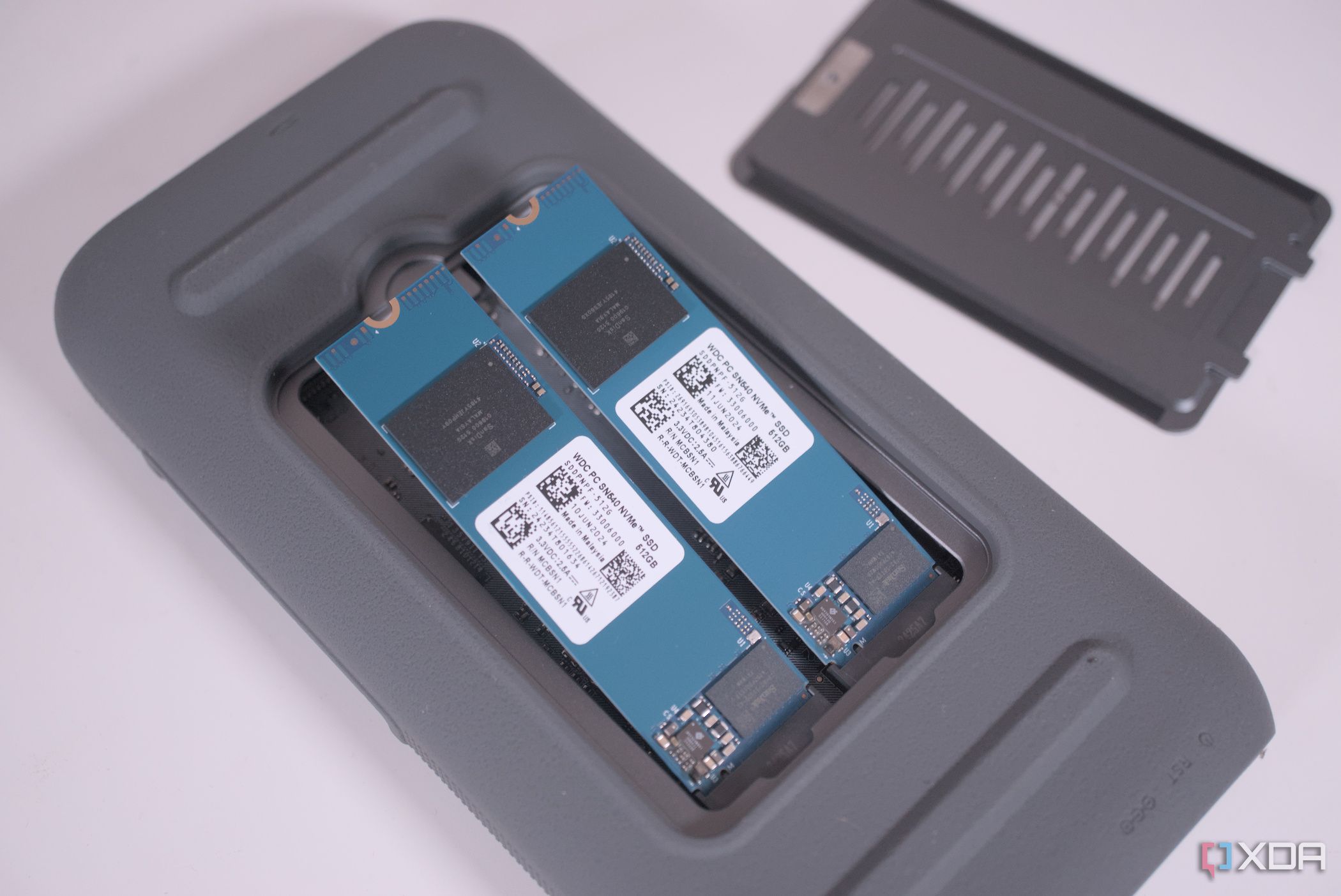 Установка SSD в UnifyDrive UT2