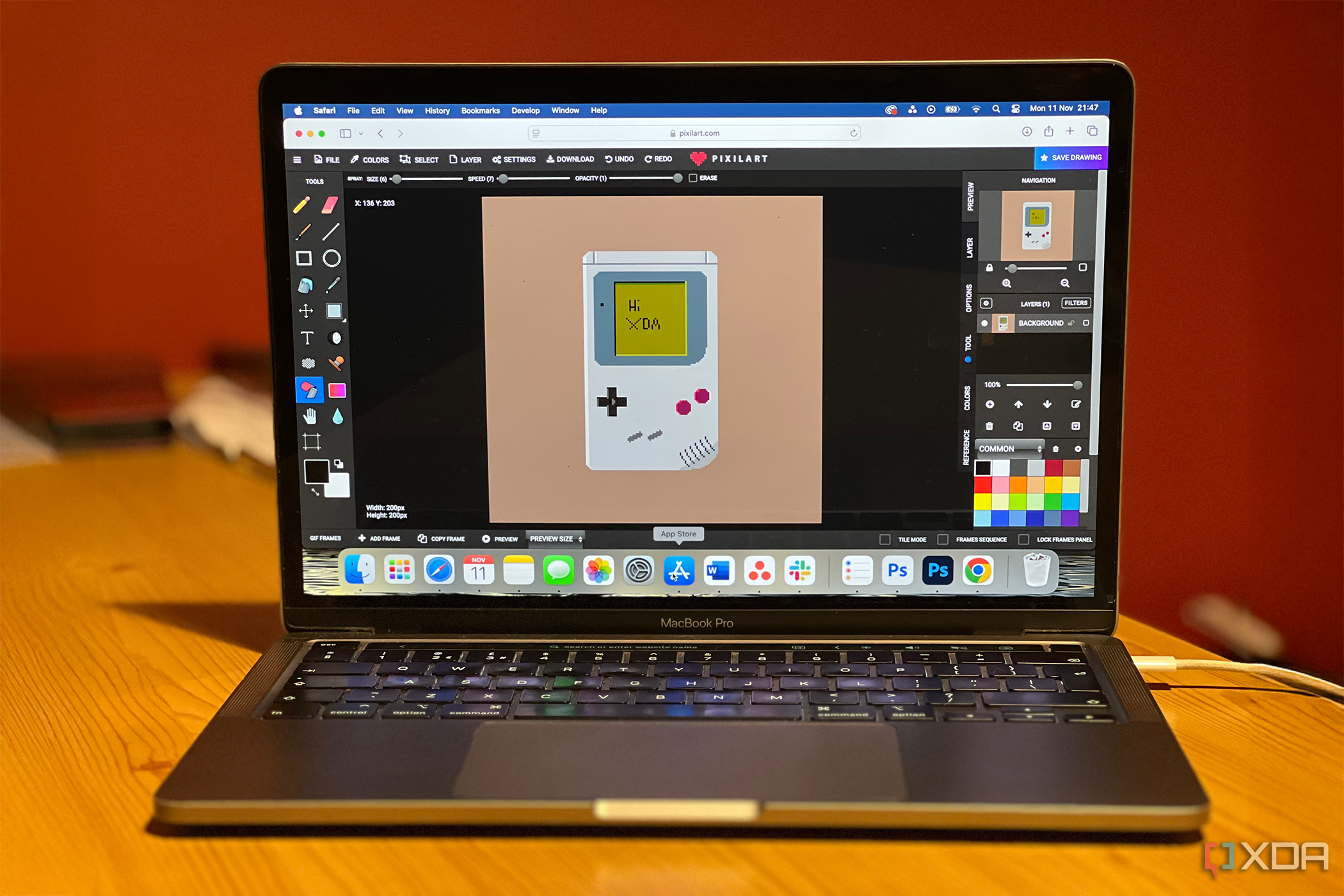 Herramienta de navegación de pixel art Pixilart en una Macbook