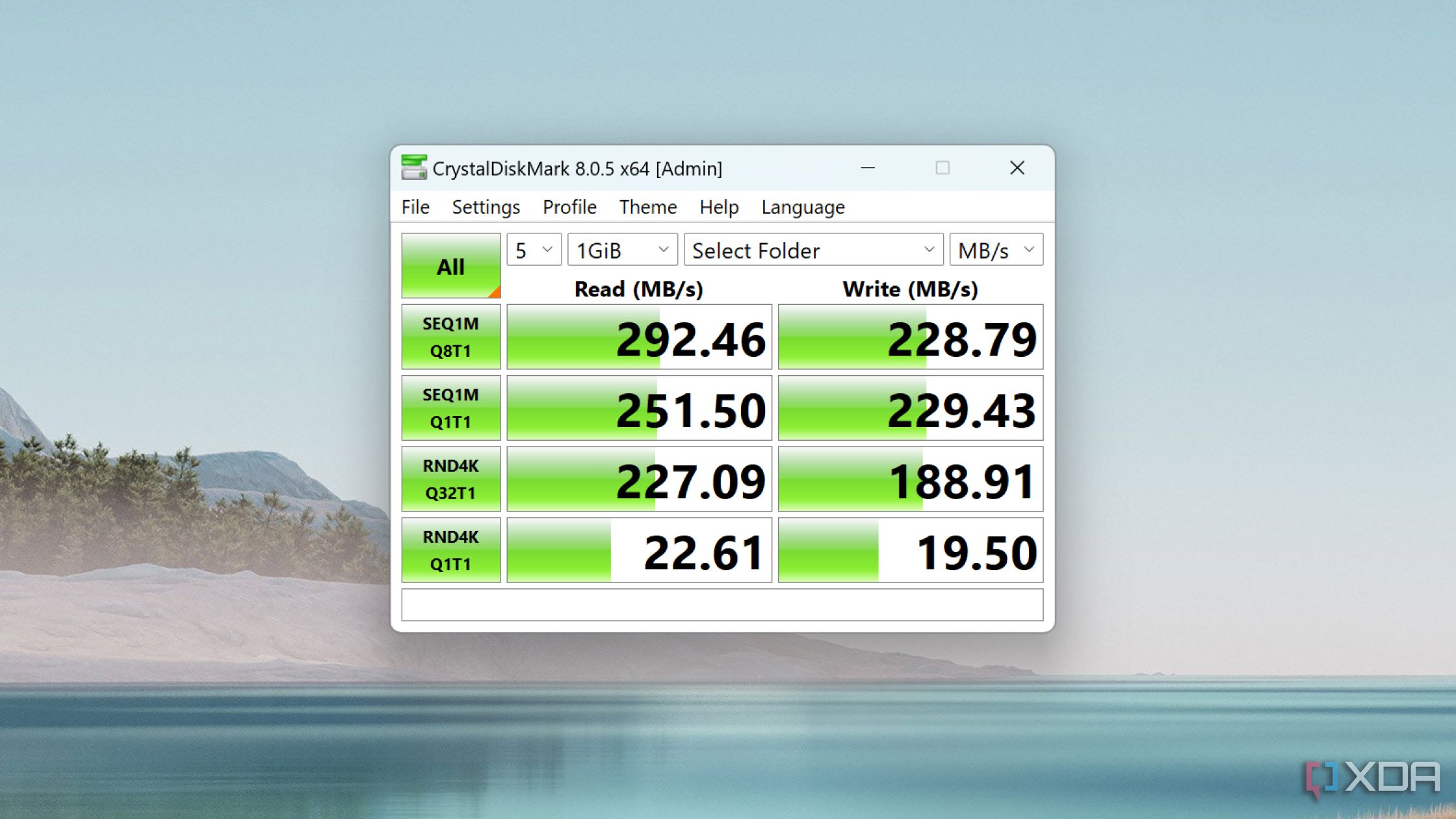 Ejecución de dos discos duros de 2 TB en configuración TRAID