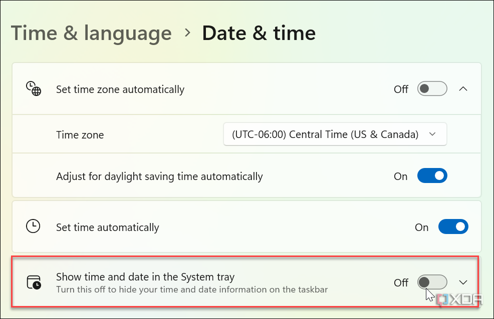 turning off the clock in Settings on Windows 11