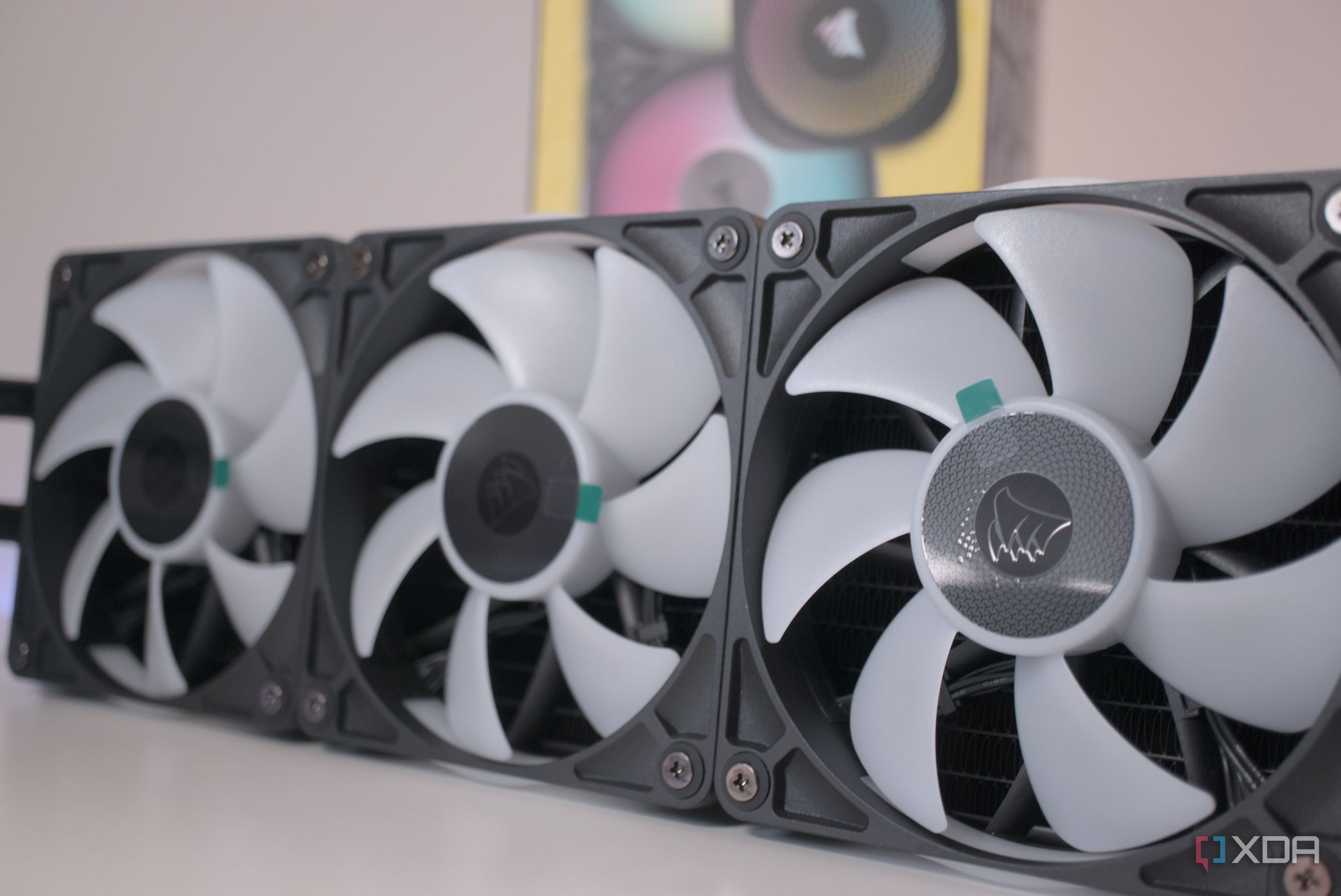 iCUE LINK TITAN 360 RX RGB ファン1基おまけ Amazon.com: CORSAIR iCUE Link Titan 360 RX RGB Liquid CPU