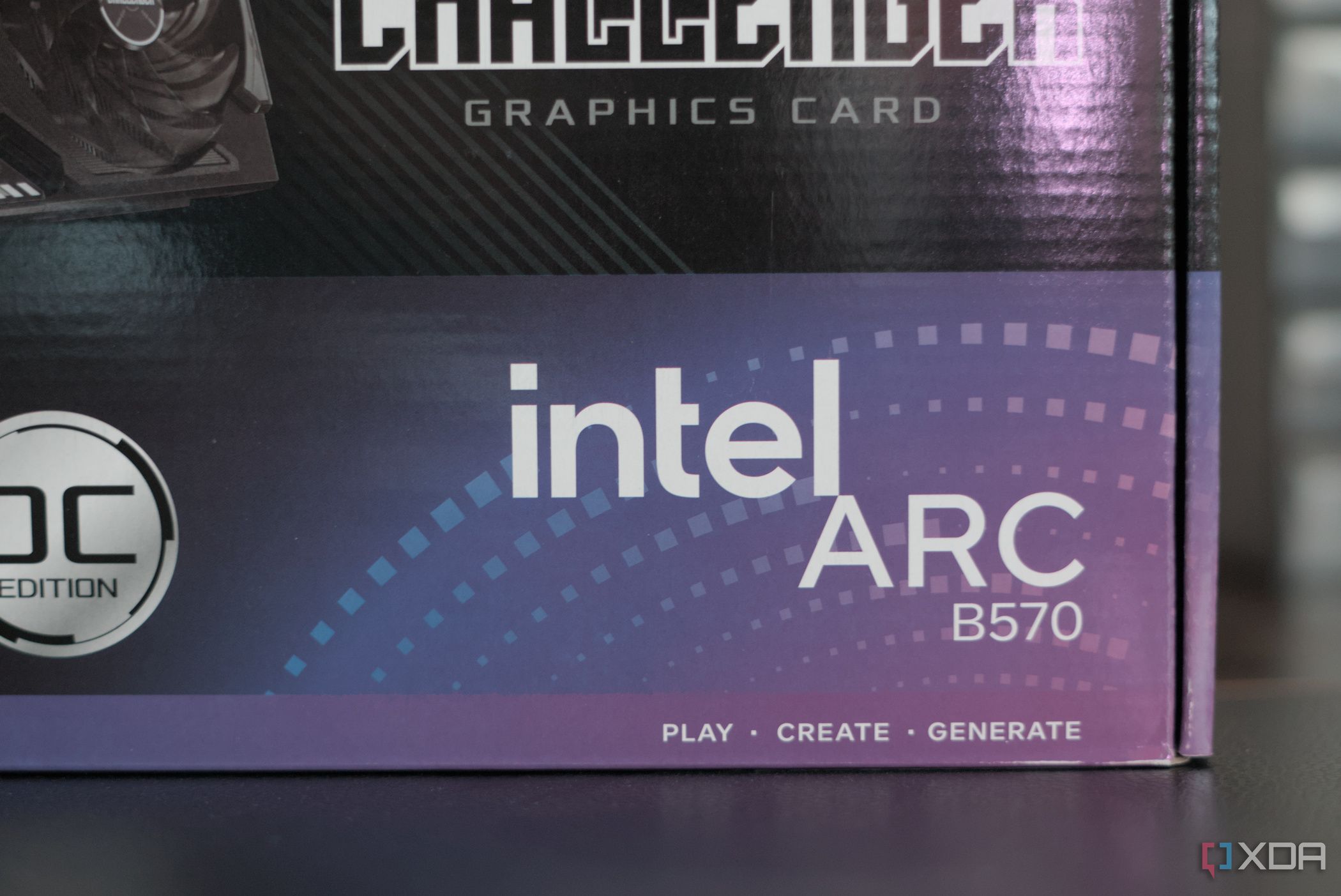 Marca de la caja del ASRock Arc B570 Challenger