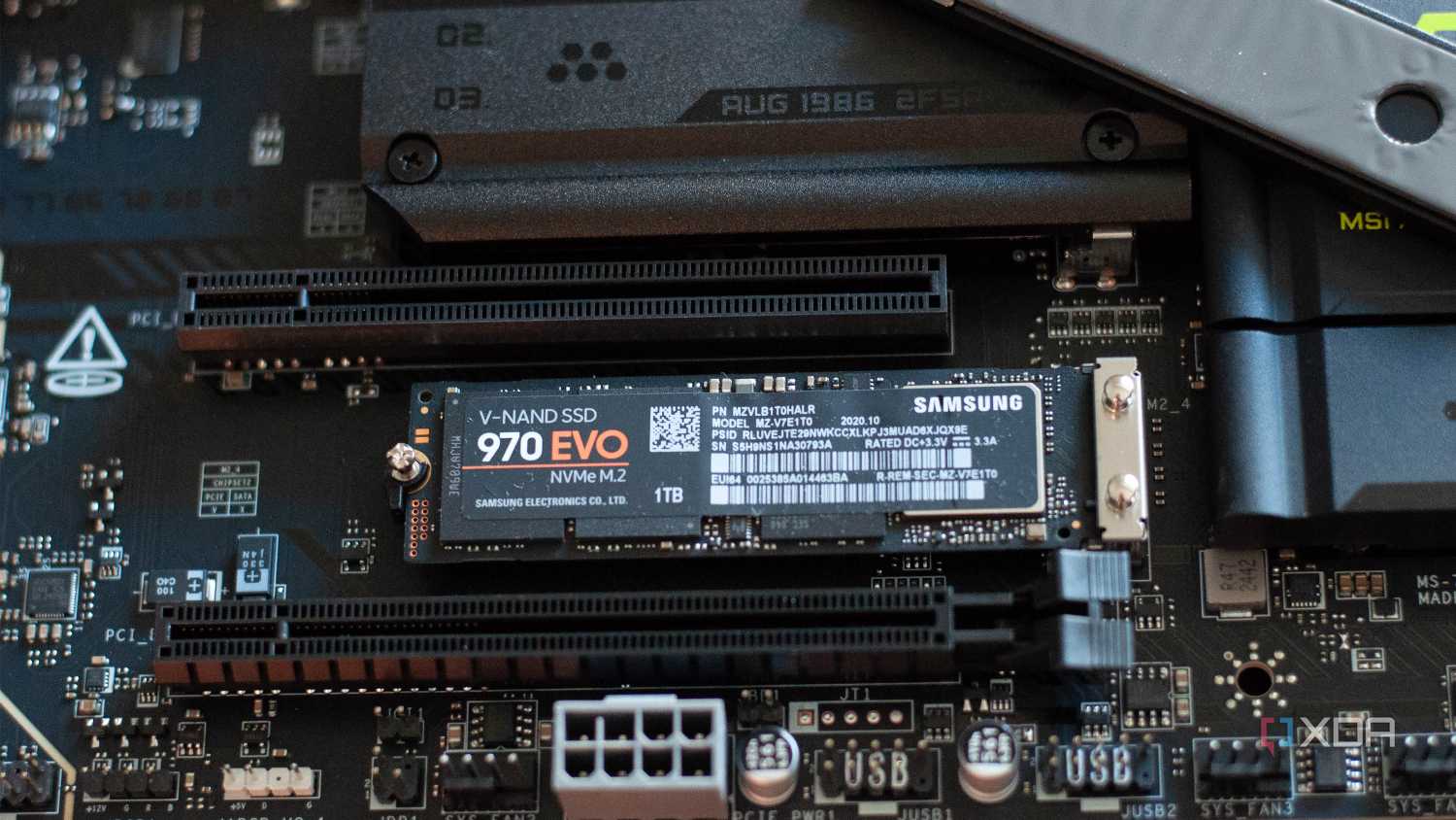 MSI MAG X870E Tomahawk Wifi PCIE m2 slot