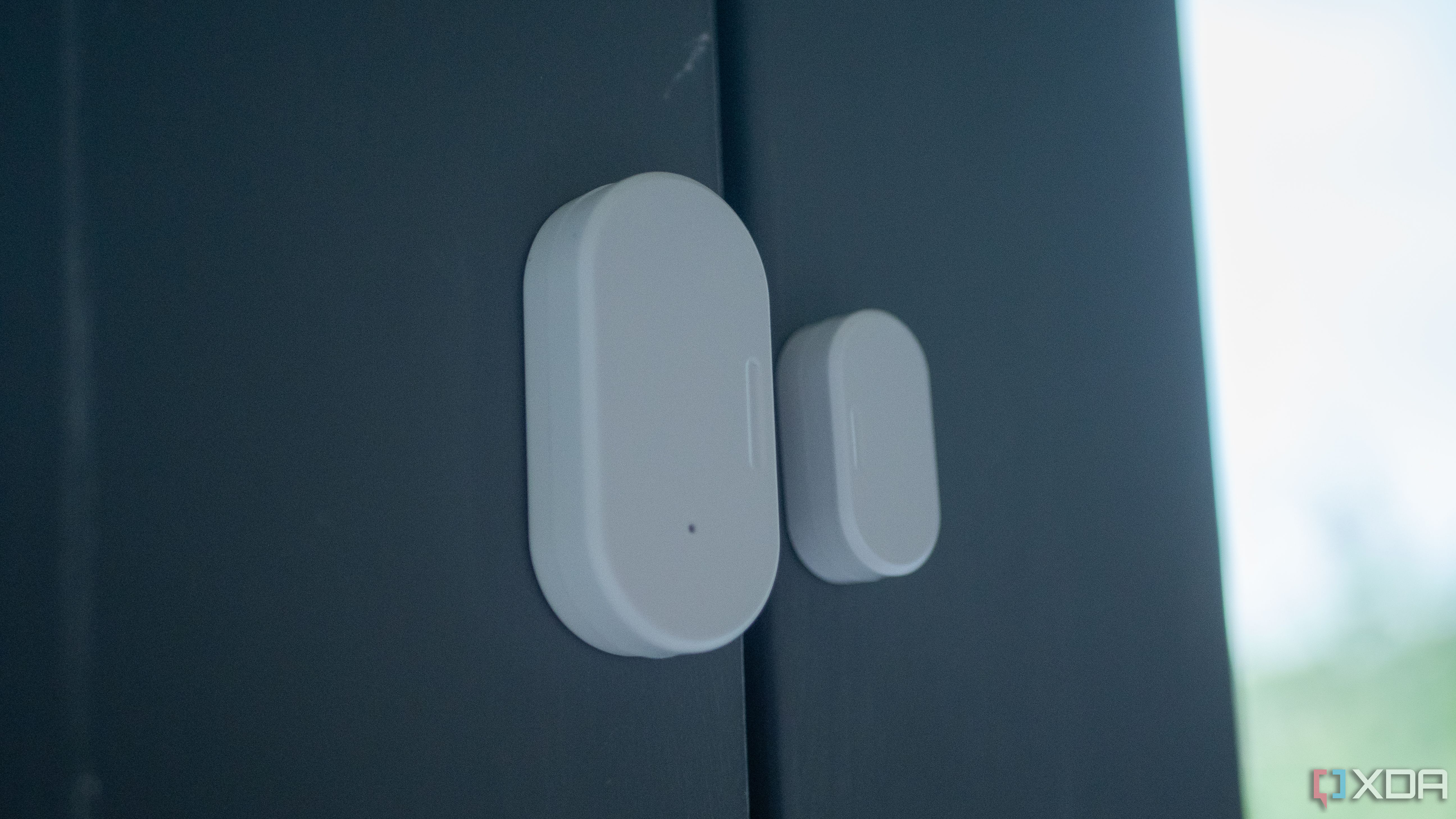Zigbee door sensor on a balcony door
