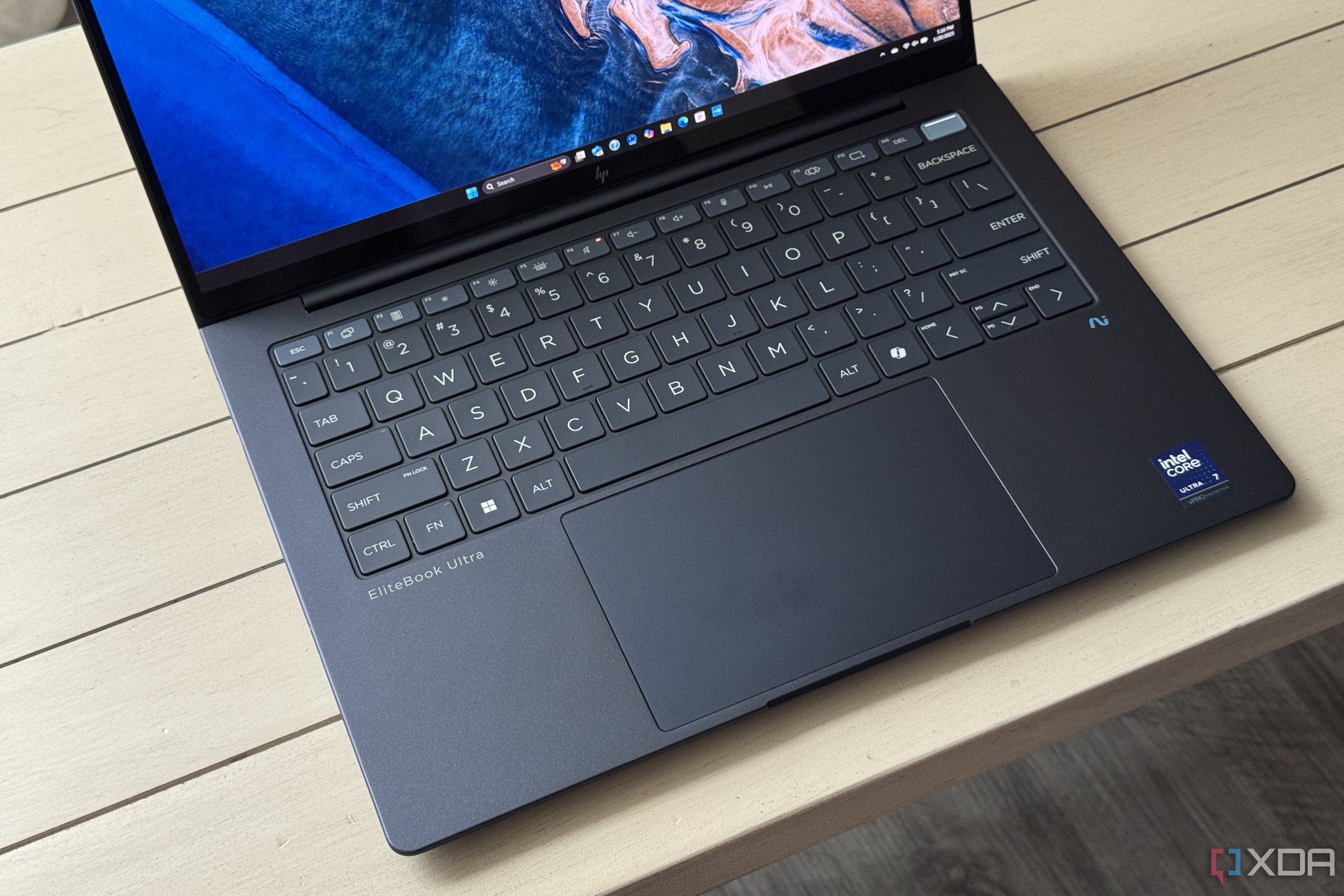 HP EliteBook Ultra G1i AI keyboard