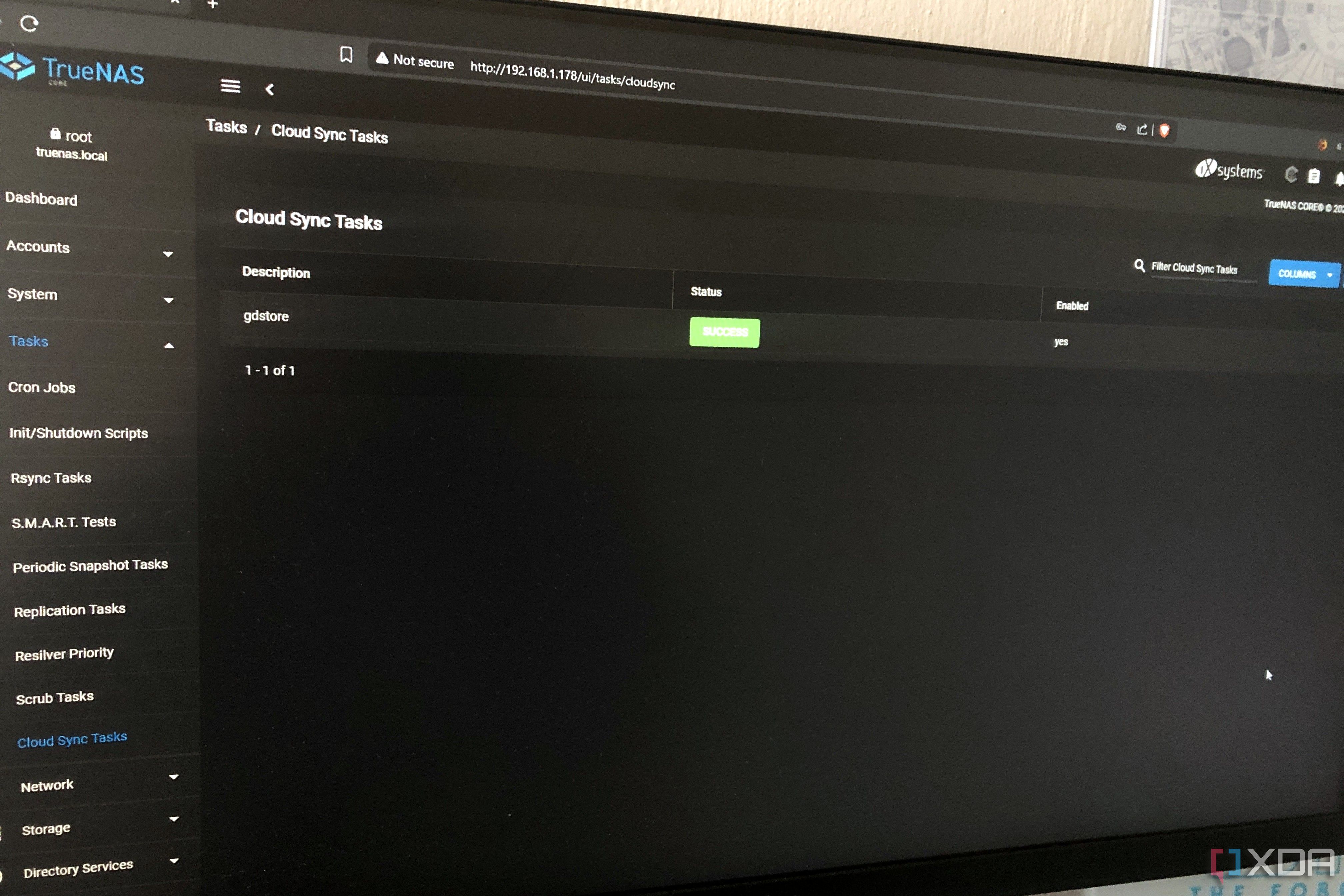 TrueNAS displayed on desktop