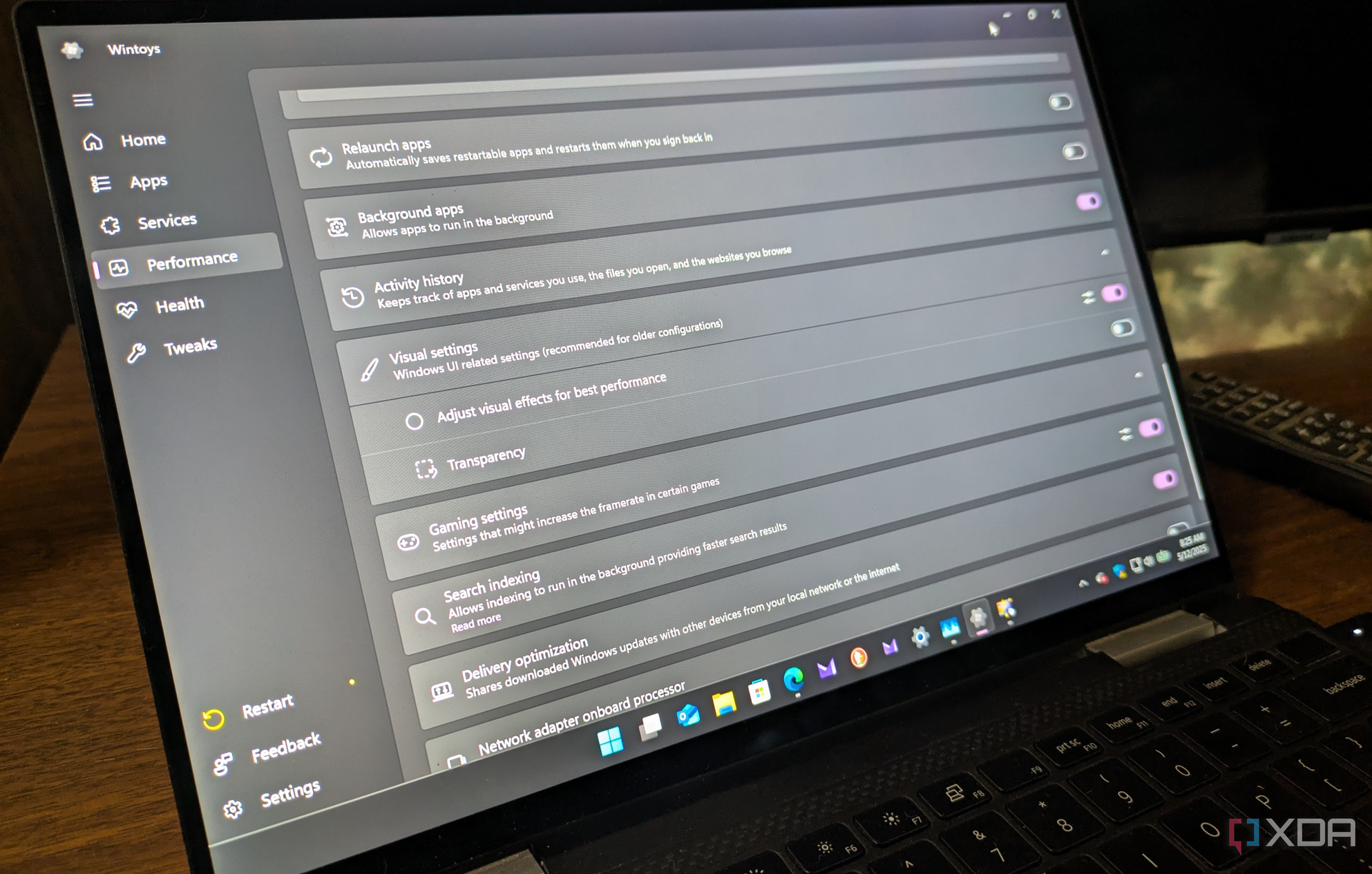Captura de pantalla de Wintoys que se ejecuta en una computadora portátil Windows 11