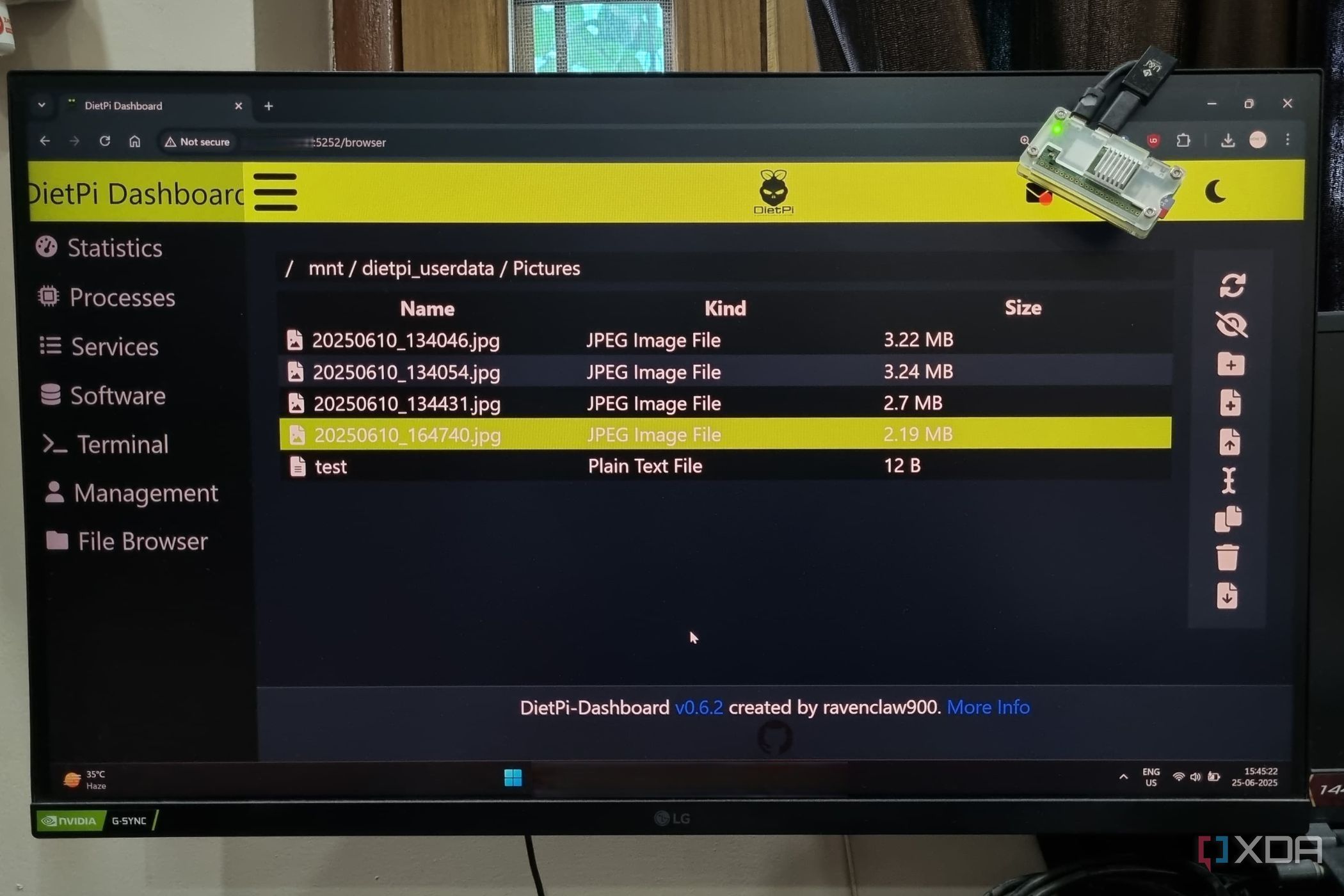 photo of a windows pc with dietpi dashboard running in chrome