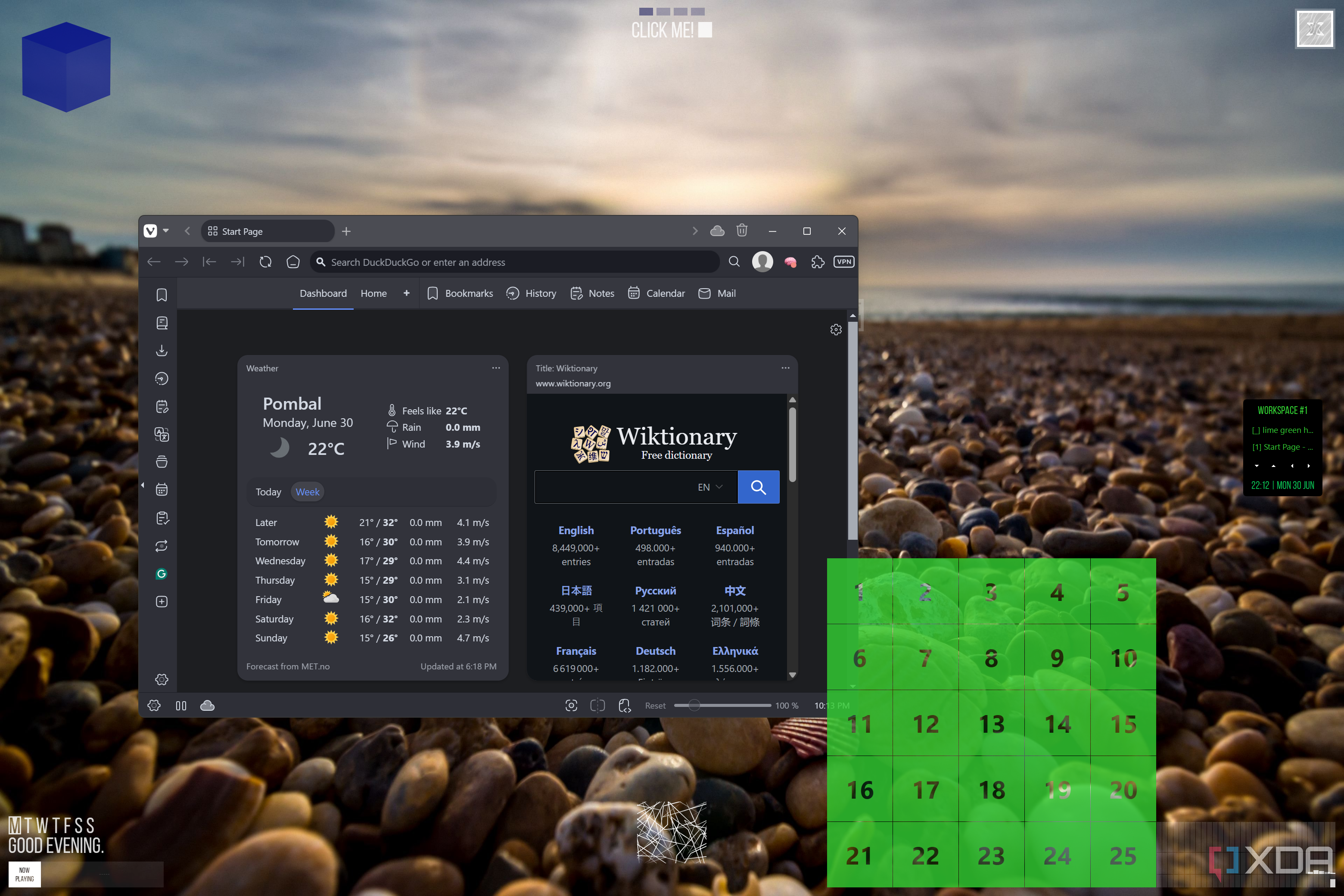 Screenshot of a Windows 11 desktop using xoblite shopwing various customizations and with a browser window open