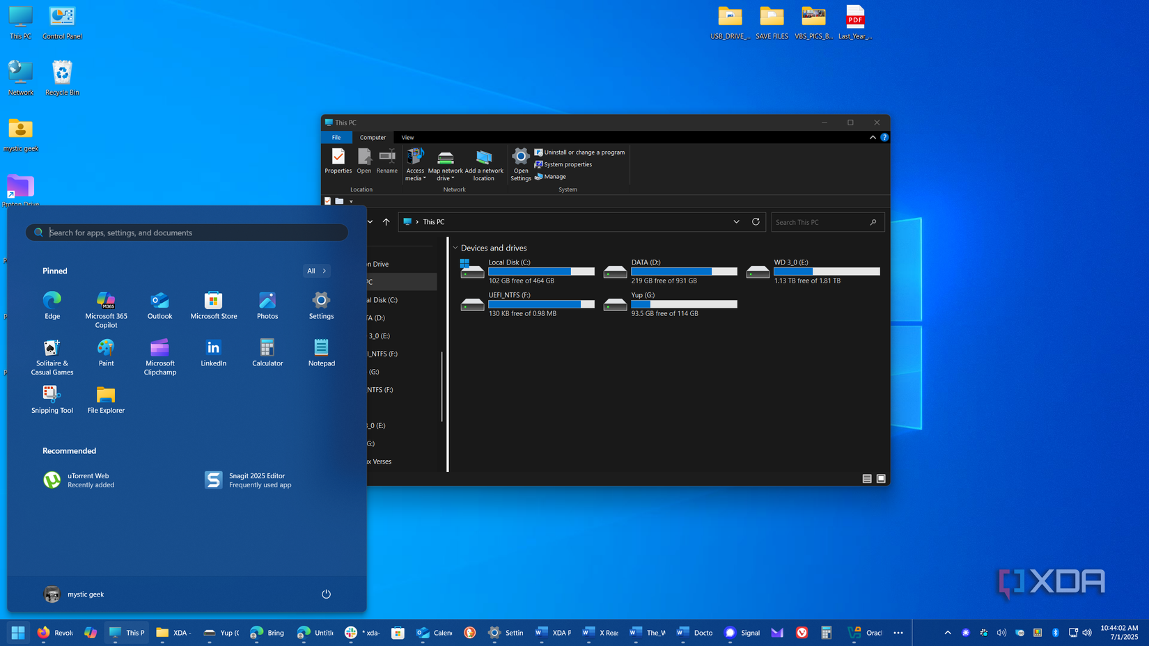 Windows 11 Example I made Windows 11 look like 10 without tools