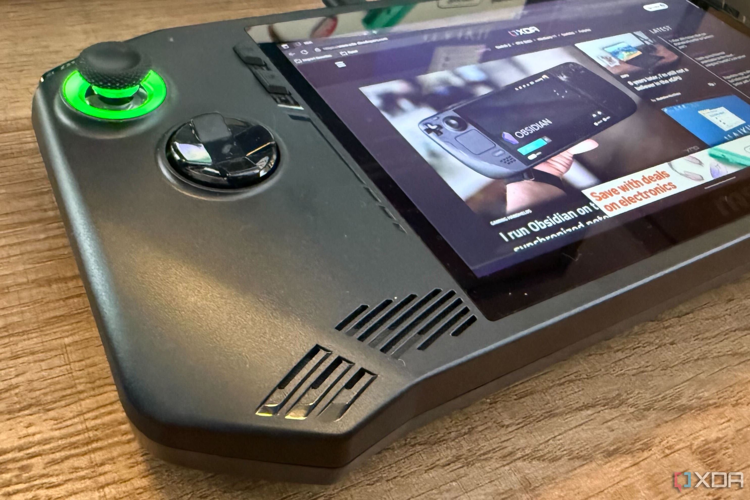 The left thumbstuck on the MSI Claw 7 AI+