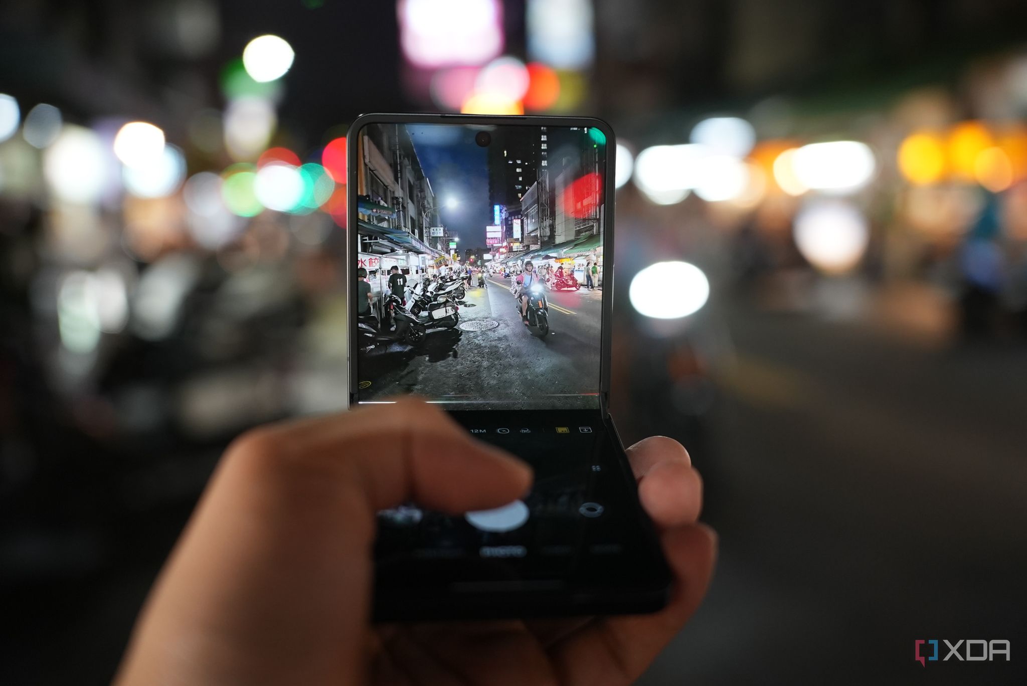 Smartphone Samsung Flip Selfie Camera Samsung Selfie Camera Mirror