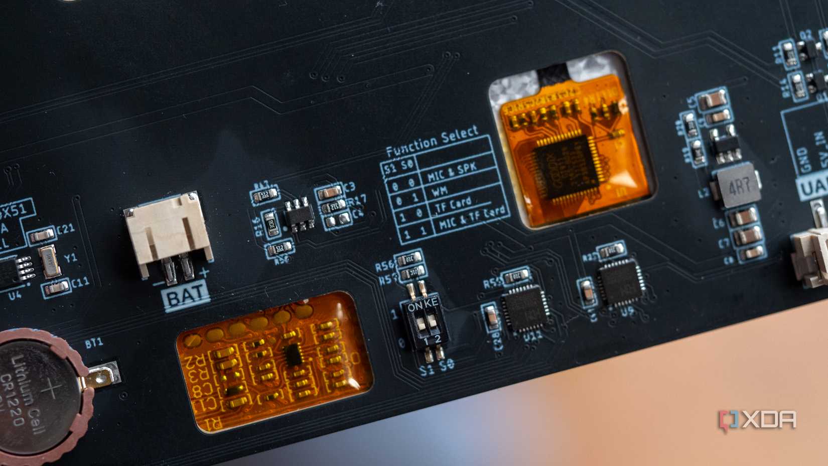 Elecrow-crowpanel-7-hmi-ai-home-hub-3