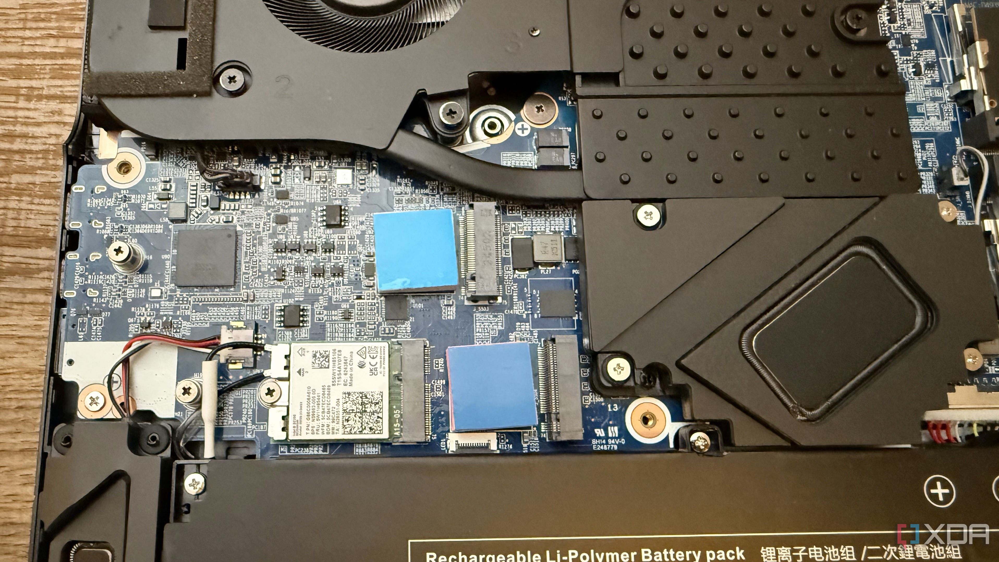 Extra PCIe slots on the Maingear Ultima 18.