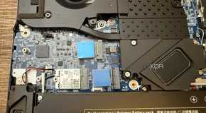 Extra PCIe slots on the Maingear Ultima 18.