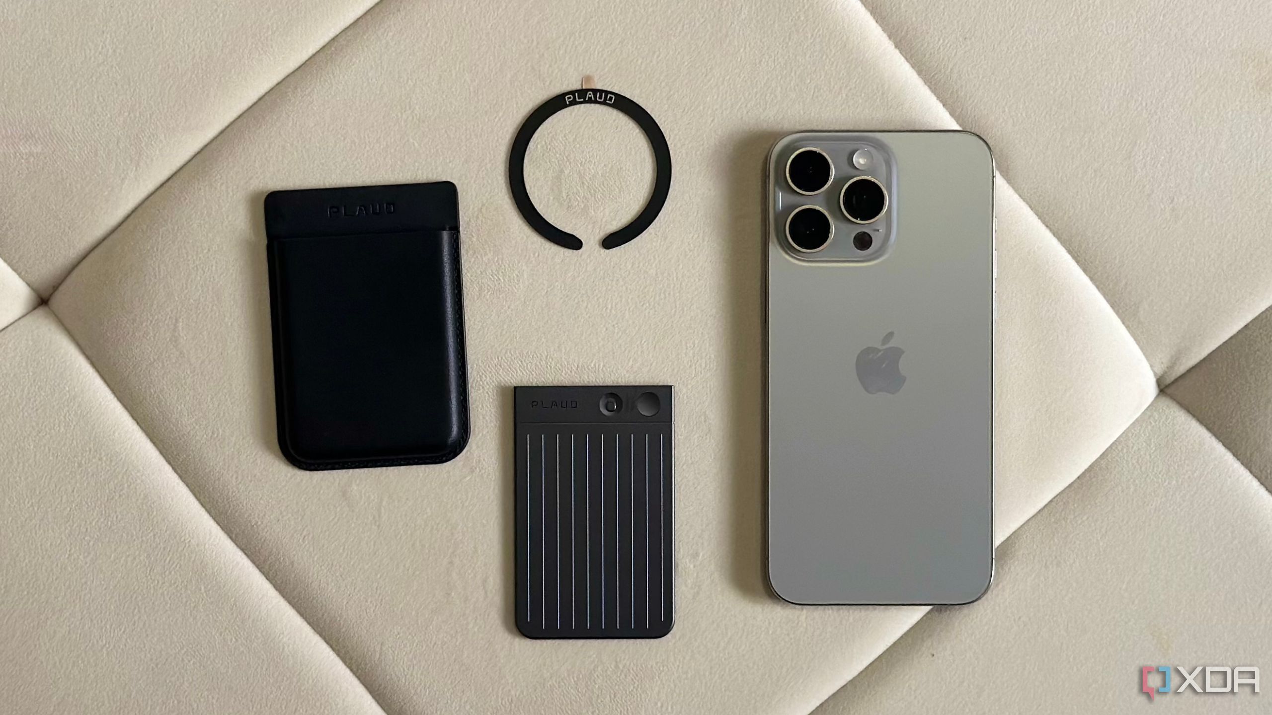Plaud Note on sofa with iPhone and MagSafe case