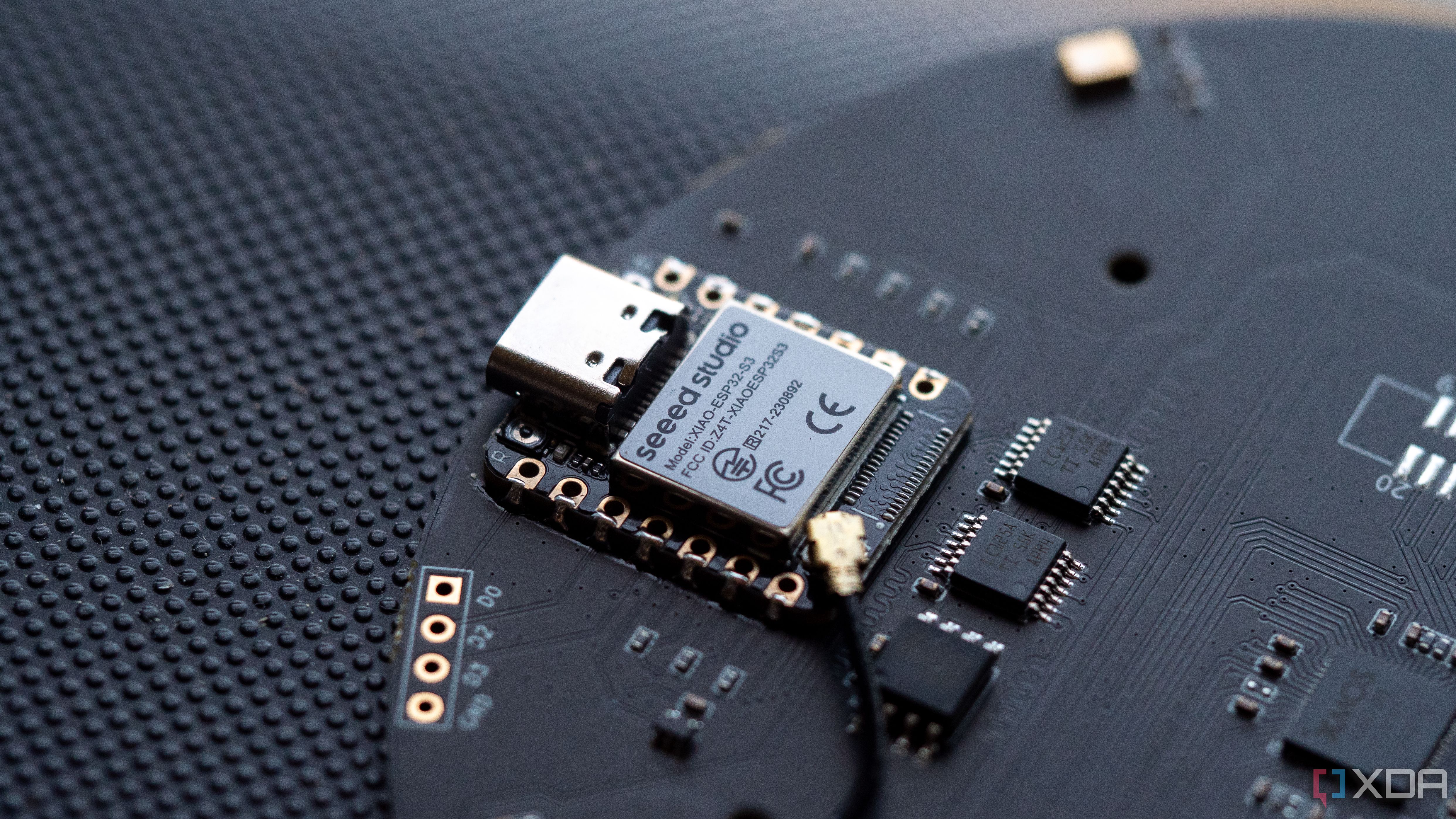 Can You Build an Amazon Echo Killer with an ESP32 Quad Microphone Array?